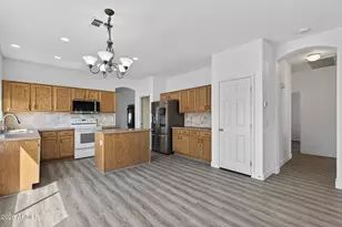 12553 W Washington St, Avondale, AZ 85323 - Photo 10