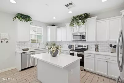 9513 E Talon Avenue, Mesa, AZ 85212 - Photo 10
