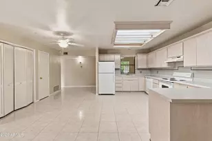 4518 N 36th Pl, Phoenix, AZ 85018 - Photo 14