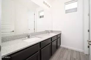 7138 W Kent Dr, Chandler, AZ 85226 - Photo 28