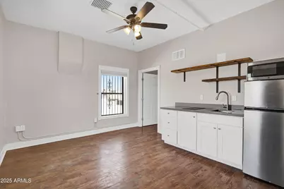 5753 W Glendale Avenue #Apt 202, Glendale, AZ 85301 - Photo 2