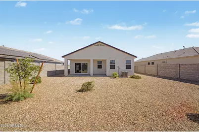 24542 W Raymond Street, Buckeye, AZ 85326 - Photo 22