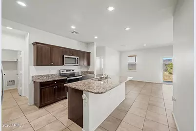 24542 W Raymond Street, Buckeye, AZ 85326 - Photo 6