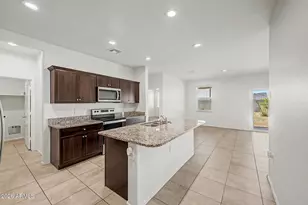 24542 W Raymond St, Buckeye, AZ 85326 - Photo 6