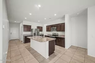 24542 W Raymond St, Buckeye, AZ 85326 - Photo 8