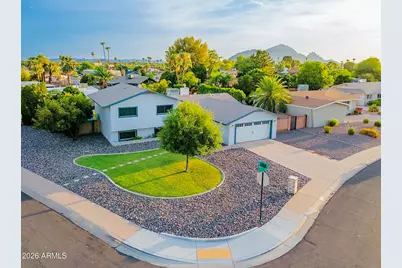 8249 E Redwing Road, Scottsdale, AZ 85250 - Photo 2