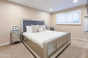 8249 E Redwing Rd, Scottsdale, AZ 85250 - Photo 24