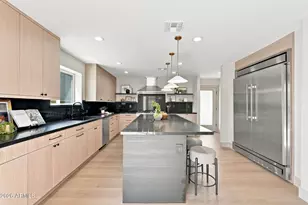 12640 N 70th St, Scottsdale, AZ 85254 - Photo 2