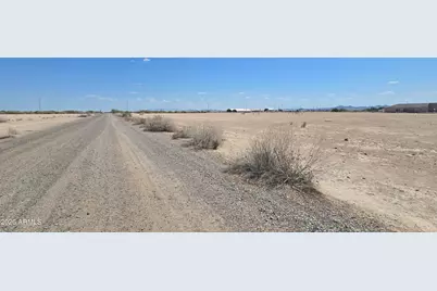 307Xx W Beverly Road #-, Buckeye, AZ 85326 - Photo 4
