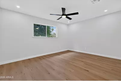 8631 E Sage Drive, Scottsdale, AZ 85250 - Photo 6