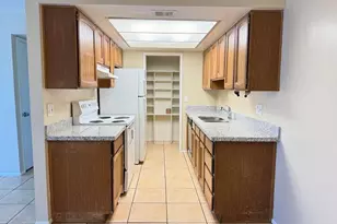 16635 N Cave Creek Rd, Phoenix, AZ 85032 - Photo 2