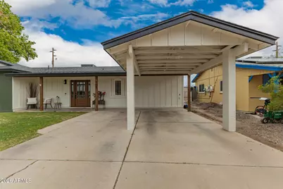 107 S Catalina Street, Gilbert, AZ 85233 - Photo 2