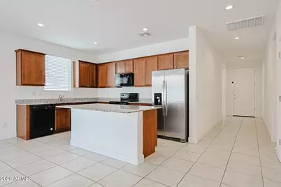 10966 W Melvin Street, Avondale, AZ 85323 - Photo 4