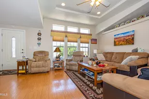 201 S Knee Deep Loop, Sierra Vista, AZ 85635 - Photo 4
