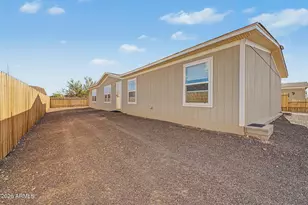 22425 W Pleasant Ln, Wittmann, AZ 85361 - Photo 18