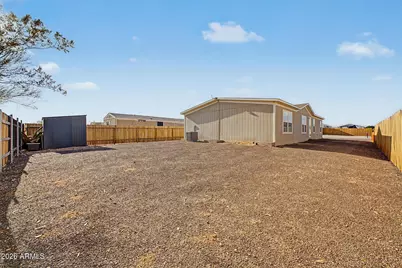 22425 W Pleasant Lane, Wittmann, AZ 85361 - Photo 20