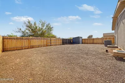 22425 W Pleasant Lane, Wittmann, AZ 85361 - Photo 18