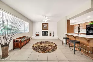 11045 W Salem Dr, Sun City, AZ 85351 - Photo 4
