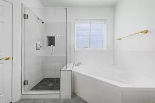 1223 W Waltann Ln, Phoenix, AZ 85023 - Photo 32