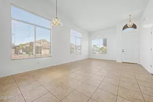 1223 W Waltann Ln, Phoenix, AZ 85023 - Photo 12