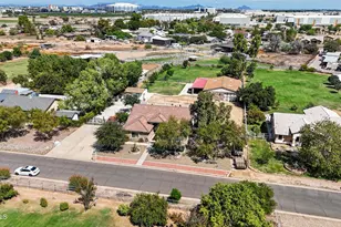 5723 N 106 Ave N, Glendale, AZ 85307 - Photo 2