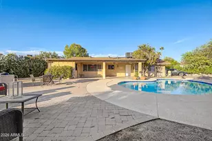 11208 N 38th Pl, Phoenix, AZ 85028 - Photo 38