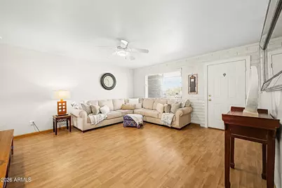 11208 N 38th Place, Phoenix, AZ 85028 - Photo 10