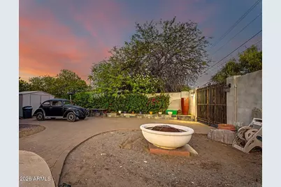 11208 N 38th Place, Phoenix, AZ 85028 - Photo 32