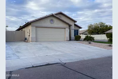 8022 W Salter Drive, Peoria, AZ 85382 - Photo 2