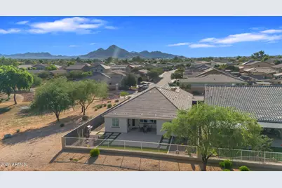 35259 N Donovan Drive, San Tan Valley, AZ 85144 - Photo 2