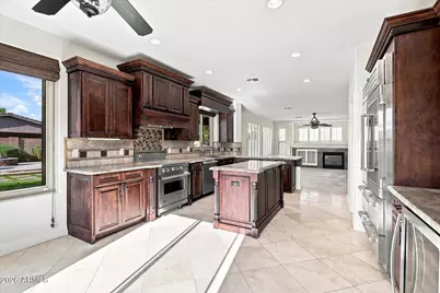 3448 E Lowell Avenue, Gilbert, AZ 85297 - Photo 10