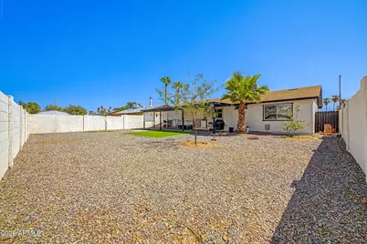 18240 N 32nd Lane, Phoenix, AZ 85053 - Photo 22