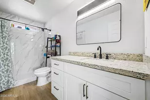 18240 N 32nd Ln, Phoenix, AZ 85053 - Photo 4