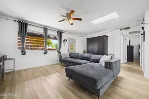 18240 N 32nd Ln, Phoenix, AZ 85053 - Photo 6