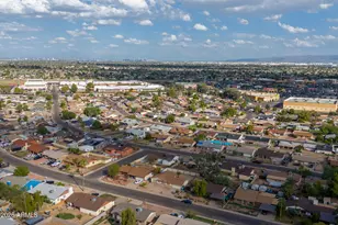 7747 W Flower St, Phoenix, AZ 85033 - Photo 22