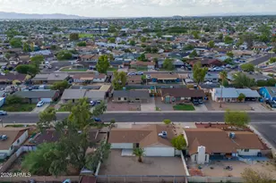 7747 W Flower St, Phoenix, AZ 85033 - Photo 16