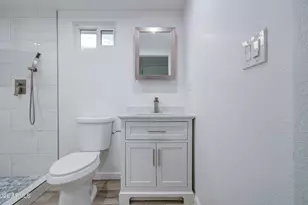 2030 W Monte Vista Rd, Phoenix, AZ 85009 - Photo 20