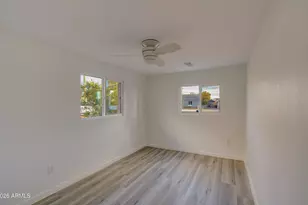 2030 W Monte Vista Rd, Phoenix, AZ 85009 - Photo 16