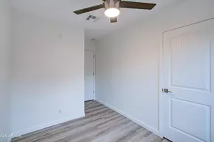 2030 W Monte Vista Rd, Phoenix, AZ 85009 - Photo 28