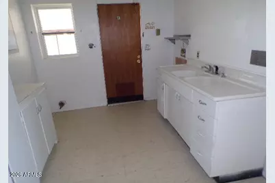 564 E Noble Drive, Globe, AZ 85501 - Photo 14