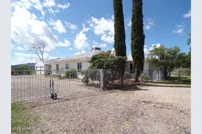 564 E Noble Drive, Globe, AZ 85501 - Photo 4