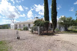 564 E Noble Dr, Globe, AZ 85501 - Photo 4