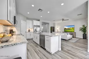 5511 W Molly Ln, Phoenix, AZ 85083 - Photo 6