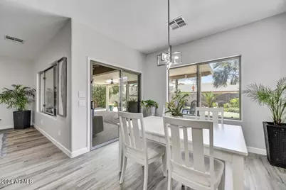 5511 W Molly Lane, Phoenix, AZ 85083 - Photo 10