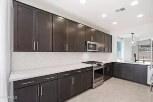 13500 N 174th Ln, Surprise, AZ 85388 - Photo 12