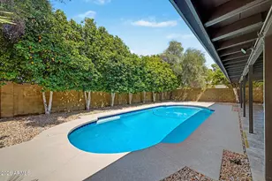 2602 E Larkspur Dr, Phoenix, AZ 85032 - Photo 32