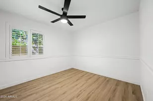 2602 E Larkspur Dr, Phoenix, AZ 85032 - Photo 20