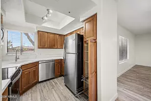 7008 E Gold Dust Ave, Paradise Valley, AZ 85253 - Photo 10