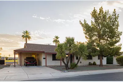 10772 W Crosby Drive, Sun City, AZ 85351 - Photo 1