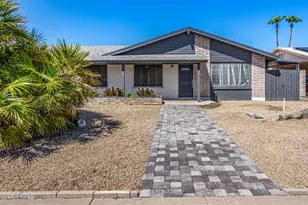 3756 E Acoma Dr, Phoenix, AZ 85032 - Photo 2